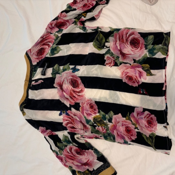 Womens Dolce & Gabbana shorts and shirt set - Picture 5 of 10